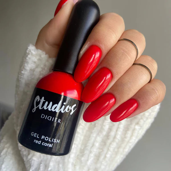 Gel lak Studios, Red Coral,  8ml