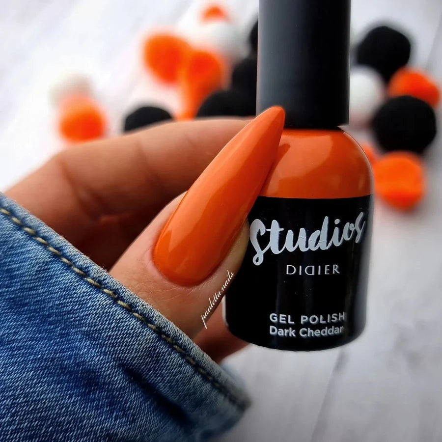Gel lak Studios, Dark Cheddar, 8ml