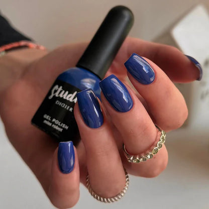 Gel lak Studios, miss robot, 8ml