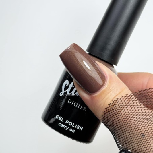 Gel lak Studios, carry on, 8ml