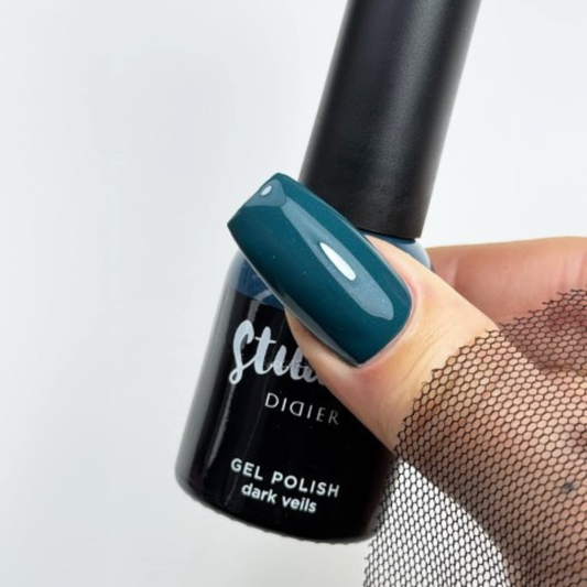 Gel lak Studios, dark veils, 8ml