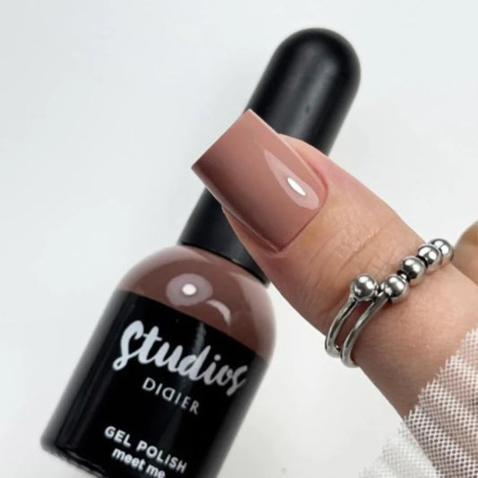 Gel lak Studios, meet me, 8ml