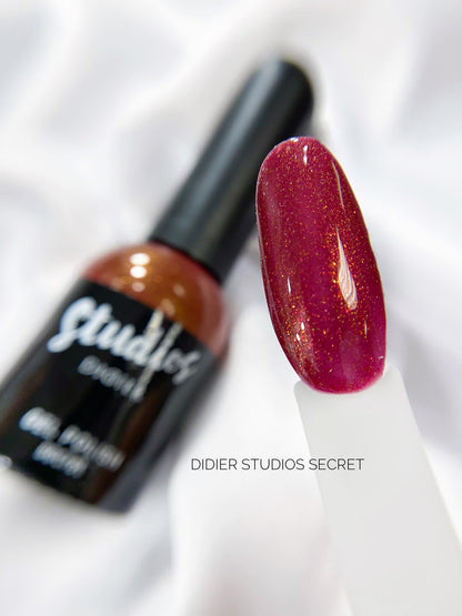 Gel lak Studios, secret,  8ml