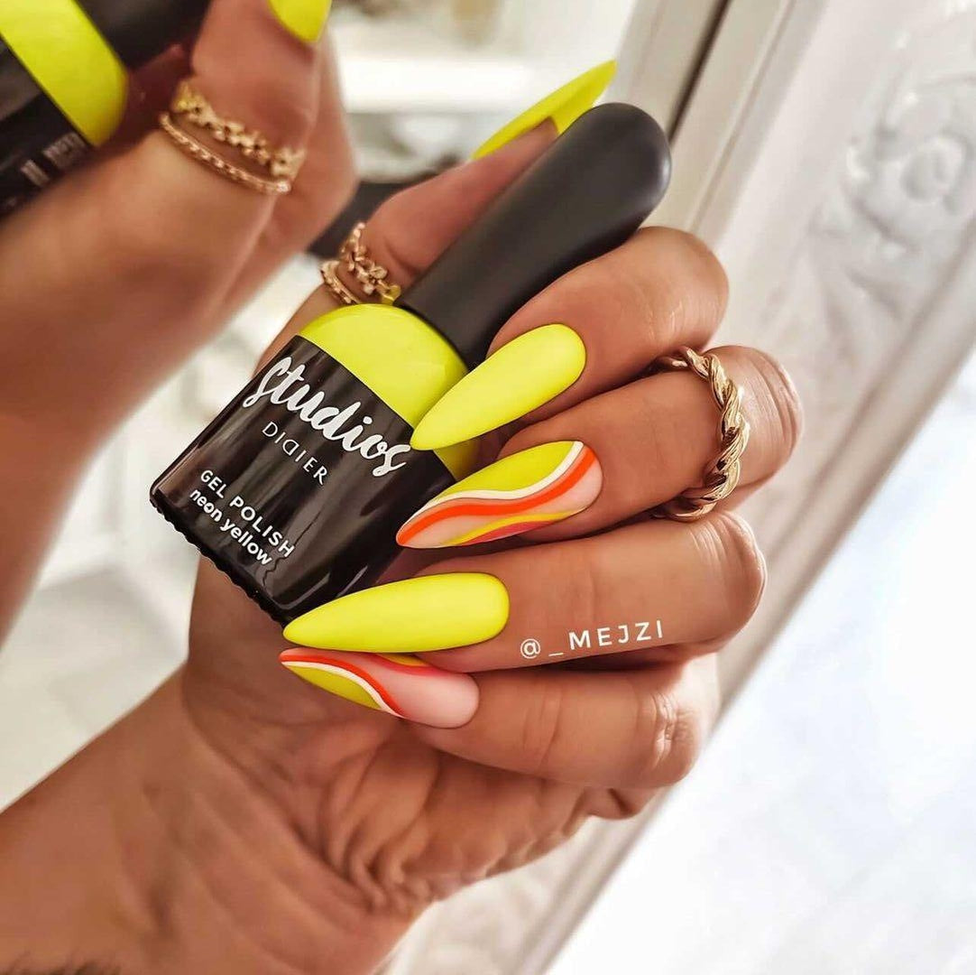 Trajni lak Studios, Neon Yellow, 8ml
