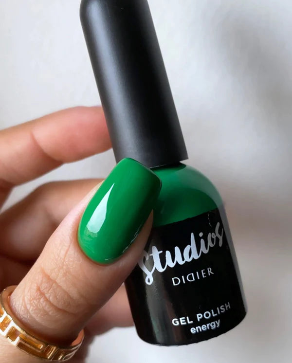 Trajni lak Studios, energy, 8ml