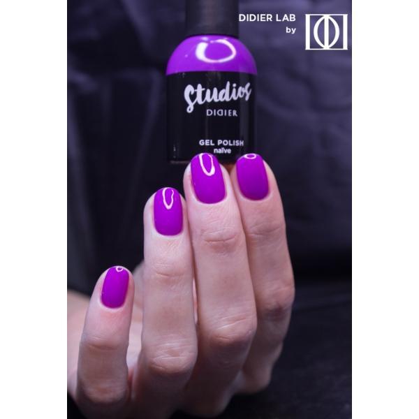 Trajni lak Studios, naive, 8ml