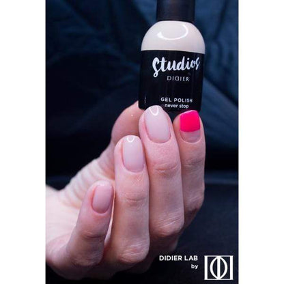 Trajni lak Studios, Never Stop, 8ml