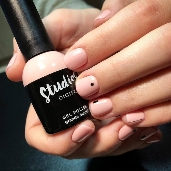 Hibridni gel lak za nokte Studios Didier - grande dame!, 8ml